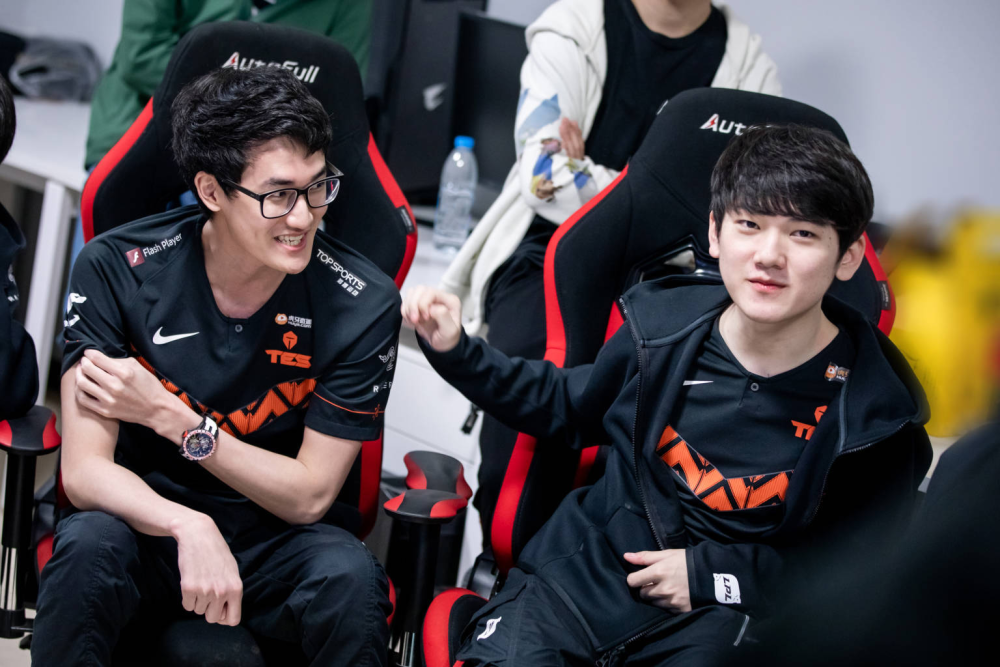 爱游戏官网-塞尔维亚队引发争议！，Karsa官方宣布险胜新规上演精彩一战